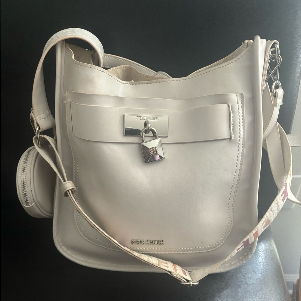 Steve Madden Off-White Shoulder Bag